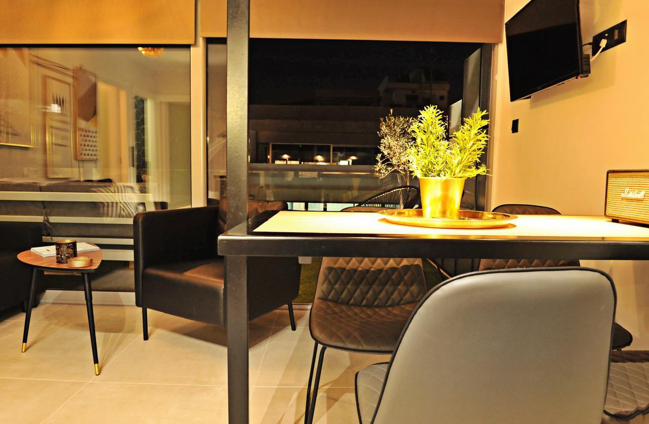 The Athenians Modern Apartments Exterior photo