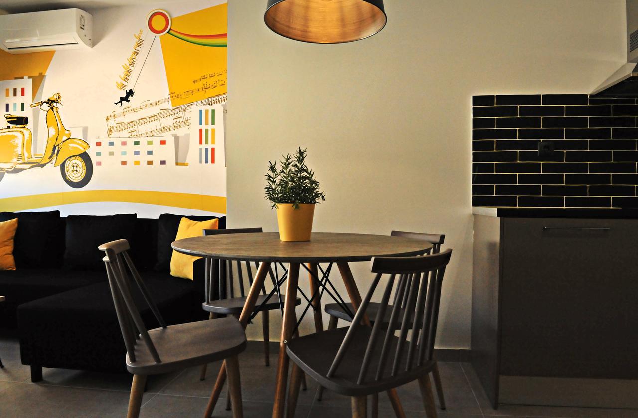 The Athenians Modern Apartments Exterior photo