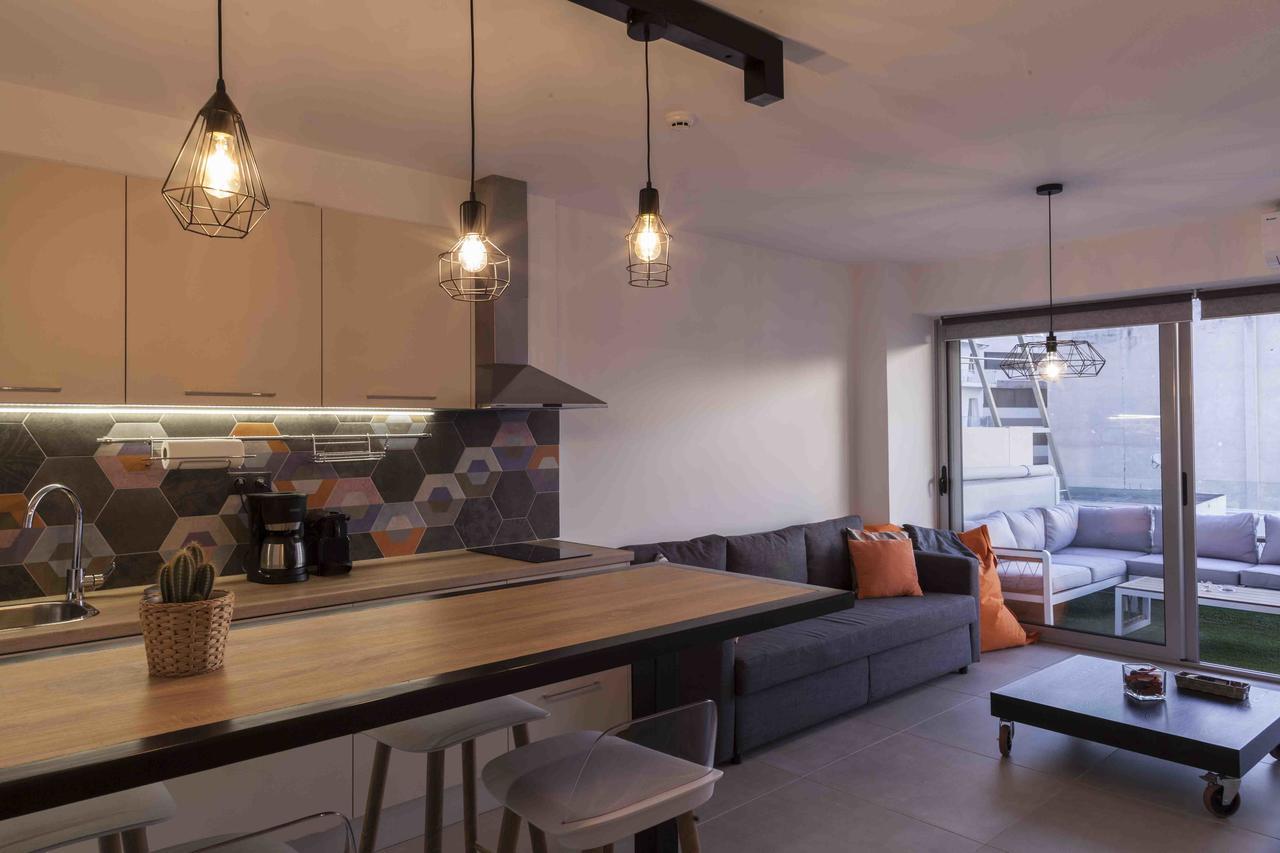 The Athenians Modern Apartments Exterior photo